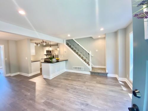 225 Broadmoor Ave, Hammond IN  46321-1148 exterior