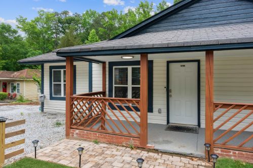 326 Walker St, Monroe, GA 30655-2566