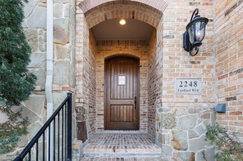 2248 Cardinal Blvd, Carrollton, TX 75010-4913
