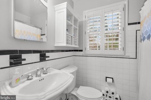 10617 Lorain Ave, Silver Spring MD 20901-3247 exterior