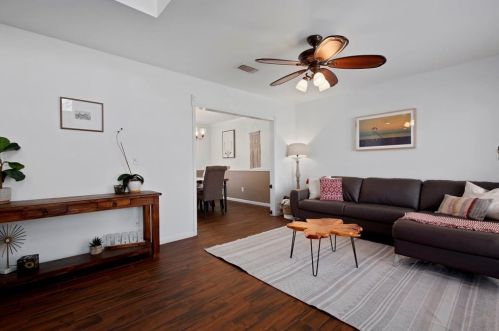 2717 Village Mills Dr, Pearland, TX 77584-1319