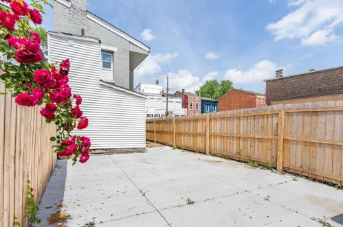 937 Findlay St, Cincinnati OH  45214-2135 exterior