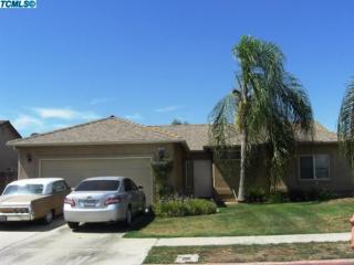 1602 Maple Ct, Tulare, CA 93274-2567