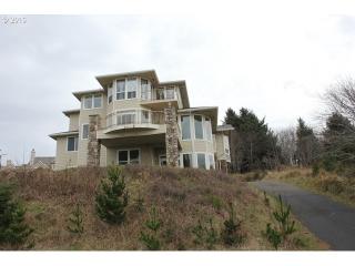 5445 Tyee Loop, Neskowin, OR 97149-9772