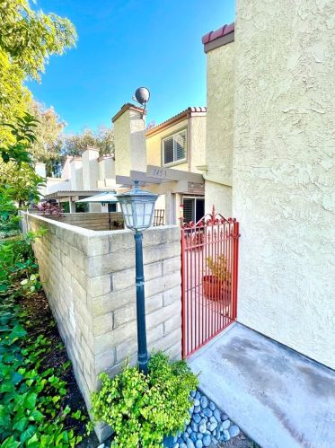 1453 Calle Grande, Fullerton, CA 92835-2811