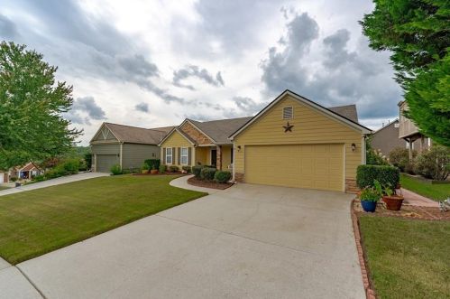 350 Spring Hill Dr, Holly Springs, GA 30115-4259