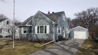 405 20th Ave, Fargo, ND 58102-1903