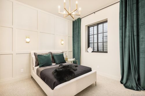 586 Gaylord St, Denver CO  80209-4626 exterior