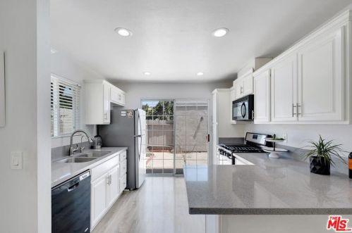 2150 Liverpool Ln, Anaheim, CA 92804-4312