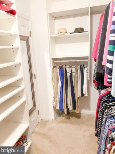 7328 Hampton Manor Pl, Springfield VA  22150-4921 exterior