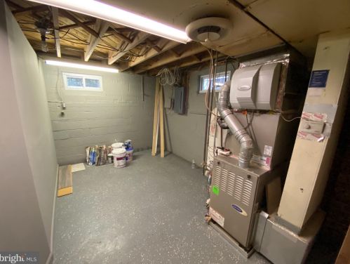 7804 Lockney Ave, Silver Spring MD 20912-7304 exterior