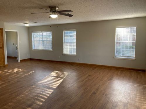 601 Chateau Woods Parkway Dr, Conroe TX  77385-9764 exterior