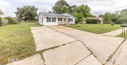 216 Self St, Warner Robins, GA 31088-5506