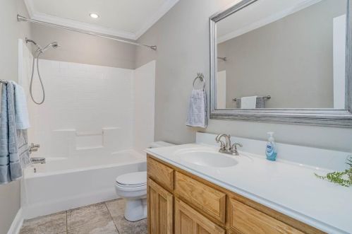 8609 Saranac Trl, Fort Worth TX  76118-7845 exterior