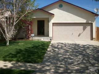 3929 Elk Ln, Pueblo, CO 81005-3095