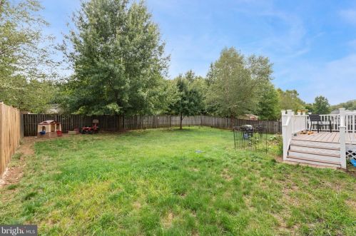 18823 Pier Trail Dr, Triangle VA  22172-2347 exterior