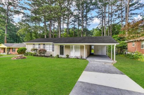 3568 Glenview Cir, Atlanta GA  30331-2412 exterior
