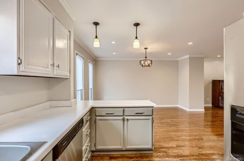 701 Downing St, Denver CO 80218-3428 exterior