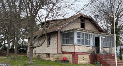 15 Delaware Ave, Greenwich, NJ 08323-2339