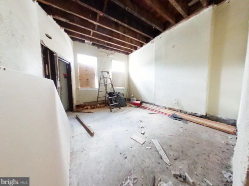 3544 15 St, Philadelphia PA 19140-4102 exterior