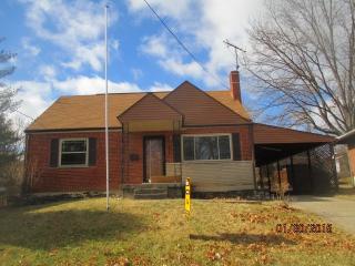 9009 Orangewood Dr, Cincinnati, OH 45231-2916