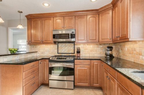 2132 County Rd F, Saint Paul MN  55110-3801 exterior