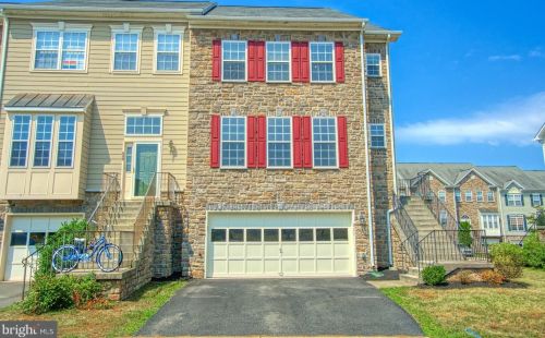 911 Stonefield Sq, Leesburg, VA 20176-6691