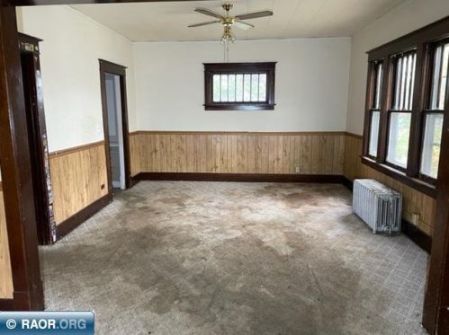 111 23rd St, Hibbing, MN 55746-1538