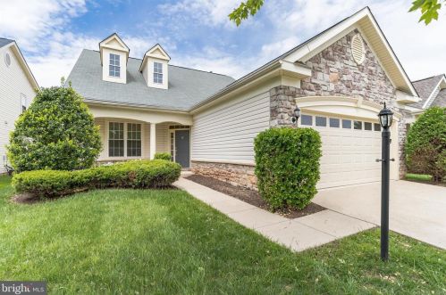 13206 Triple Crown Loop, Gainesville, VA 20155-6667