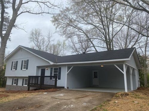 105 Pine Hill Dr, Carrollton, GA 30116-5700