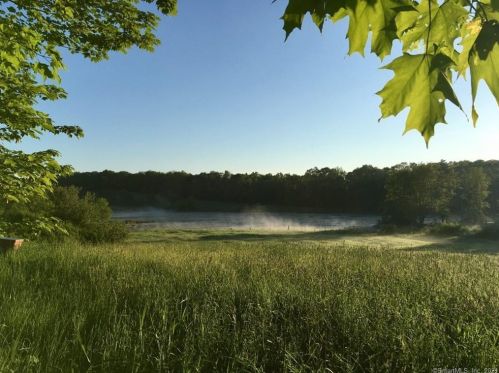 193 Hampton Rd, Pomfret Center, CT 06259-1712