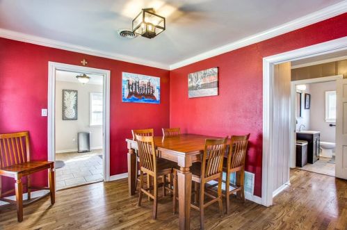 4333 Locke Ave, Fort Worth TX  76107-5410 exterior