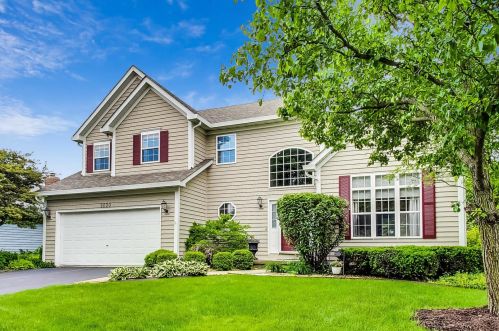 5020 Coneflower Dr, Naperville, IL 60564-5333