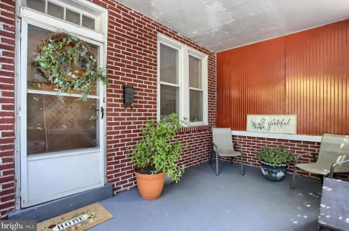 330 Woodbine St, Harrisburg, PA 17110-1857