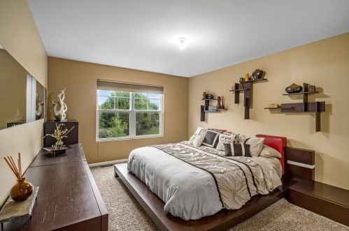 1467 Bar Harbor Ct, Pingree Grove IL  60140-2077 exterior