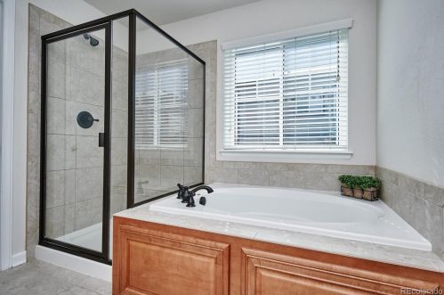 21829 Layton Dr, Aurora CO 80015-4701 exterior