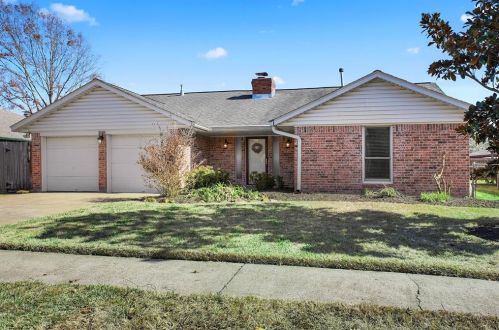 2221 Clare St, Deer Park, TX 77536-4007