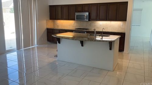 3385 Nearbrook Ln, Riverside, CA 92503-5249