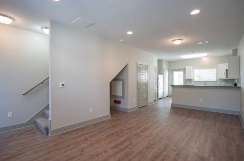12220 Abbey Glen Ln, Austin TX  78753-7107 exterior