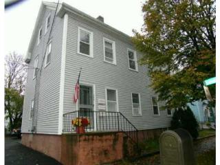 252 Wood St, Bristol, RI 02809-3128