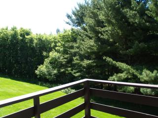 2002 Mesabi Ave, Saint Paul MN  55109-1738 exterior