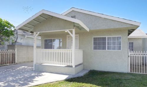 4757 Orange St, Pico Rivera, CA 90660-2257