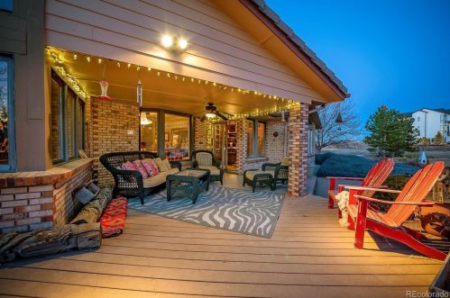 19285 Briarwood Dr, Aurora CO 80016-2132 exterior