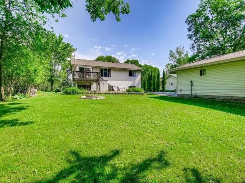 542 Bear Ave, Saint Paul MN  55127-7055 exterior