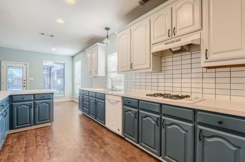 5816 Clear Creek Dr, Fort Worth TX  76137-5802 exterior