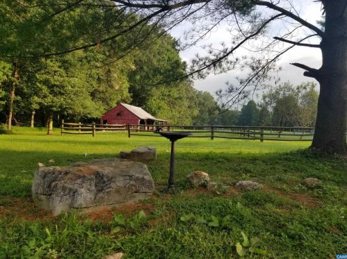 12125 Holly Ln, Madison Mills, VA 22960-2116
