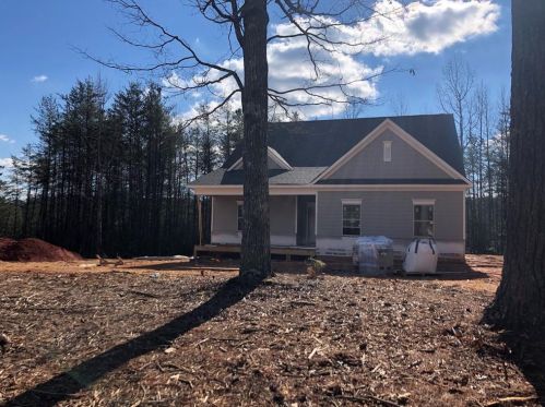 14 Candler Ln, Dawsonville, GA 30534-9207