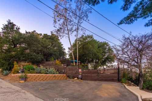 1059 Alta Vista Rd, Simi Valley, CA 93063-4773