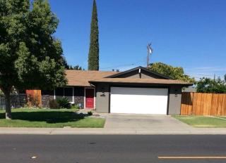 927 El Portal Ave, Manteca, CA 95337-5224