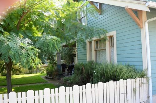 45 Quince St, Medford, OR 97501-2641